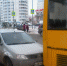 Легковушка «догнала» маршрутный автобус на остановке (ФОТО) - Gorod48.ru