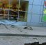 Женщина припарковалась в витрину магазина - Gorod48.ru