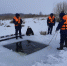Водолазы обследовали водоем с проблемным дном - Gorod48.ru
