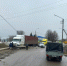 Из-за сбитого фурой столба пробка на трассе на Воронеж под Липецком растянулась - Липецкая ГТРК