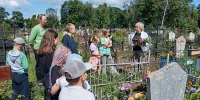 В Данкове школьники возложили цветы в местах захоронений воинов Великой Отечественной войны - Единая Россия