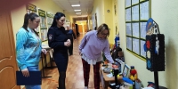 Члены жюри подводят итоги муниципального этапа областной акции «Дорога глазами детей» - Департамент образования
