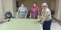 Антидроновые одеяла для бойцов СВО шьют липецкие волонтеры - Липецкая ГТРК