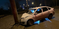 Ночью в Липецке 19-летний парень на Гранте врезался в световую опору - Липецкая ГТРК