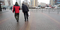 Липчане адаптировались к скользким улицам - Gorod48.ru