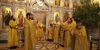 Высокопреосвященнейший Арсений, митрополит Липецкий и Задонский совершил богослужения в кафедральном соборе Рождества Христова г. Липецка - Липецкая Епархия