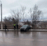 В центре Ельца легковушка снесла металлическое ограждение - Gorod48.ru