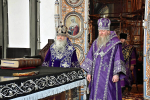 Высокопреосвященнейший схимитрополит Никон (Васин) и Преосвященнейший Евфимий, епископ Усманский, викарий Липецкой епархии, совершили Божественную литургию во Владимирском соборе Задонского Рождество-Богородицкого мужского монастыря