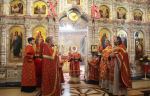 В день Радоницы Высокопреосвященнейший Арсений, митрополит Липецкий и Задонский, совершил Божественную литургию и панихиду в кафедральном соборе Рождества Христова г. Липецка