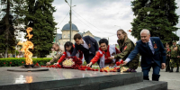 В Елец передали частицу Вечного огня из Александровского сада Москвы - Липецкая ГТРК