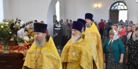 Преосвященнейший Евфимий, епископ Усманский, викарий Липецкой епархии, совершил Божественную литургию в Никольском храме г. Усмани - Липецкая Епархия
