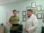 Добровскому доктору вручили благодарственное письмо от Председателя ЛДПР Леонида Слуцкого