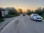 13-летняя девочка вышла из автобуса и попала под машину