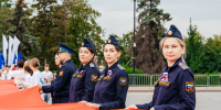 Сотрудники Управления присоединились к празднованию Дня Государственного флага России - УФССП Липецкой области