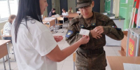 Голосующим на выборах в Липецкой области дарят сувениры и зарядки для гаджетов - Единая Россия