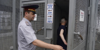 В Липецке двух иностранцев надолго отправили в колонию строгого режима - Комсомольская Правда