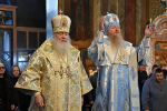 Высокопреосвященнейший схимитрополит Никон (Васин) и Преосвященнейший Евфимий, епископ Усманский, викарий Липецкой епархии, совершили Божественную литургию во Владимирском соборе Задонского Рождество-Богородицкого мужского монастыря