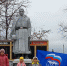В Долгоруковском районе единороссы убрали территорию возле памятника воинам Великой Отечественной войны - Единая Россия