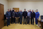 Александр Куренков проинспектировал работу Спецуправления пожарной охраны МЧС России на космодроме Байконур и передал три единицы новой техники