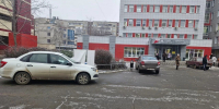 Липецкая вечЁрка: умерший у поликлиники, «воздушный» маршрут и беспредел на парковке - Gorod48.ru