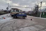 В Грязях в ДТП с автобусом пострадала пассажирка Нивы