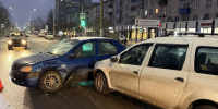 В Липецке в столкновении двух легковушек пострадала женщина - Комсомольская Правда