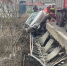 Автомобиль «Омода» повис на краю моста - Gorod48.ru