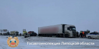 5 человек получили травмы в массовом ДТП на трассе в Елецком округе - Липецкая ГТРК