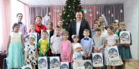 «Елка желаний» продолжает исполнять мечты детей региона - Единая Россия