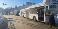 Два автобуса и кроссовер попали в ДТП перед площадью Победы - Gorod48.ru