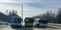 На конечной остановке «Чаплыгинское шоссе» проверили санитарное состояние автобусов № 12, 24 и 352 - Город Липецк