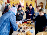 В Прощеное воскресенье на приходе храма свт. Луки исповедника, архиепископа Симферопольского, г. Липецка состоялась чайная трапеза для прихожан