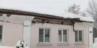 Из-за снега частично обрушилась кровля жилого дома в селе Липецкой области - Липецкая ГТРК