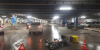 На парковке торгового центра автомобиль столкнулся с электроскутером - Gorod48.ru