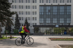 Более 700 сотрудников НЛМК пересели на экологичный транспорт