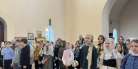 На Светлой седмице учащиеся МБОУ СШ №14 г. Липецка ежедневно посещали богослужения в храме прп. Серафима Саровского г. Липецка - Первое Липецкое благочиние
