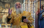 Высокопреосвященнейший схимитрополит Никон (Васин) и Преосвященнейший Евфимий, епископ Усманский, викарий Липецкой епархии, совершили Божественную литургию во Владимирском соборе Задонского Рождество-Богородицкого мужского монастыря