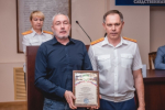 Руководитель СУ СК России по Липецкой области Евгений Шаповалов наградил победителей конкурса на лучшее освещение деятельности ведомства