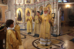 Высокопреосвященнейший Арсений, митрополит Липецкий и Задонский совершил богослужения в кафедральном соборе Рождества Христова г. Липецка