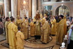 Высокопреосвященнейший Арсений, митрополит Липецкий и Задонский совершил богослужения в кафедральном соборе Рождества Христова г. Липецка